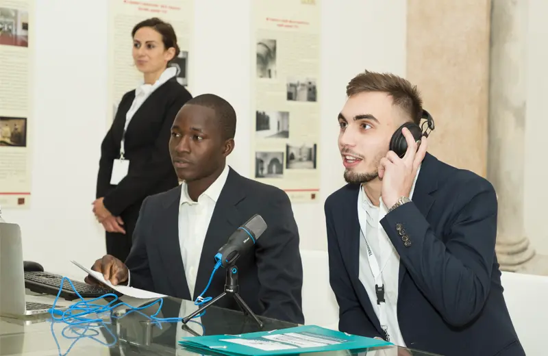 Interpretariato di trattativa a L'Aquila per meeting B2B